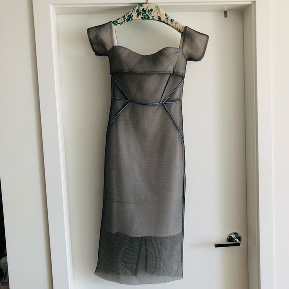 Dress - Picture 1 of 3